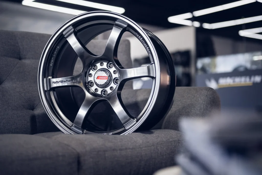 Gramlights 57dr 18 18x9 5 38 5x100 Grace Silver Gt Wheels 383 1024x683
